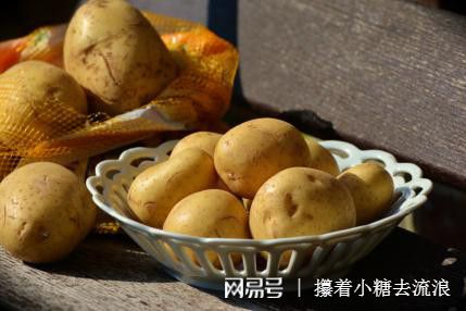 孕妇吃西瓜可以吃多少_鱼可以和土豆一块吃吗_孕妇可以吃土豆吗