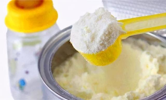 喷奶水_奶水稀_哺乳期奶水稀怎么办