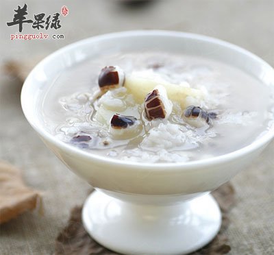 孕妇可以吃板栗吗_孕妇可以吃芡实吗_经期可以吃薏米芡实