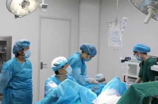 宫腹腔镜联合手术防止粘连_宫颈口粘连扩宫_宫腔粘连