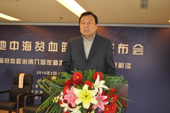 全国政协委员李晓林在会上发言