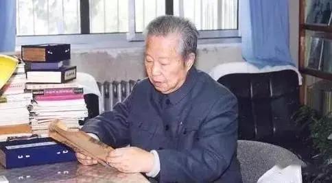 潘氏马先蒿潘氏亚种_马凡氏综合症_南山南马頴有早衰症么